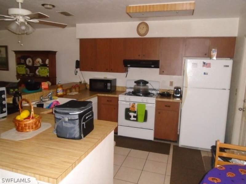 2 bedroom Attached at 227 Beth Stacey Blvd, Parkwood Villas, Lehigh Acres — photo 5