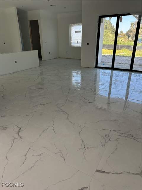 703 Coolidge Ave, Lehigh Acres FL - photo 8 of 8