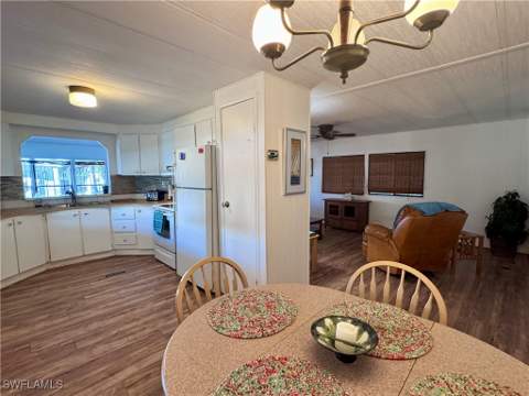 16027 Tangelo Way, North Fort Myers FL - photo 10 of 38