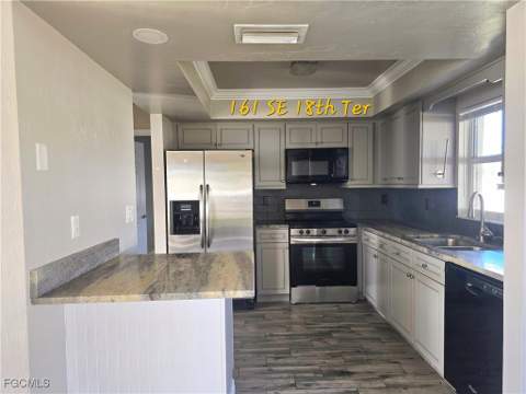 161 SE 18th Ter, Cape Coral FL - photo 6 of 35