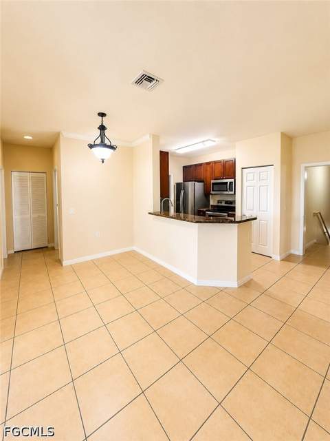 1866 Concordia Lake Cir 507, Cape Coral FL - photo 6 of 20