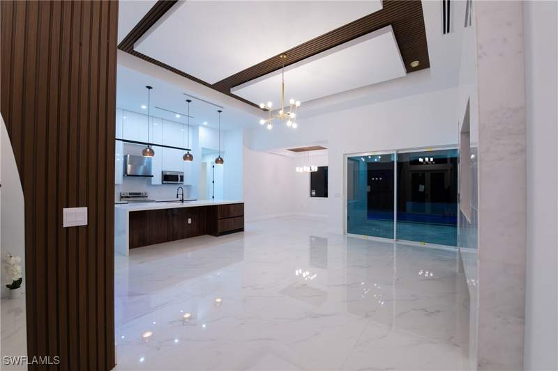 4 bedroom SingleFamilyResidence at 334 SW 21st Ter, Cape Coral, Cape Coral — photo 4