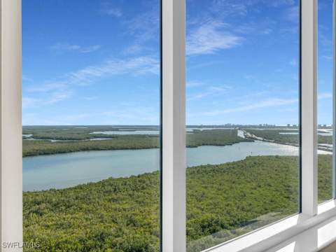 1050 Borghese Ln 2105, Naples FL - photo 12 of 50