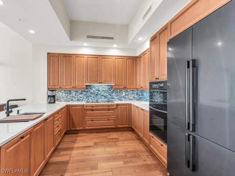 1050 Borghese Ln 2105, Naples FL - photo 14 of 50