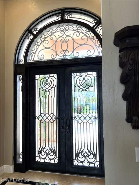 5460 Harborage Dr, Fort Myers FL - photo 10 of 50