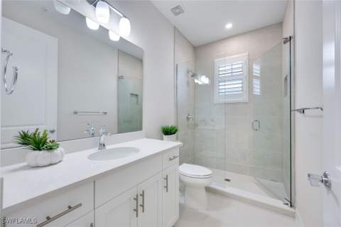 273 Indies Dr E 202, Naples FL - photo 15 of 27