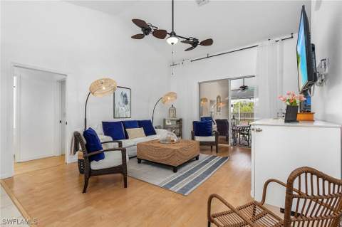 122 SW 48th Ter, Cape Coral FL - photo 6 of 25