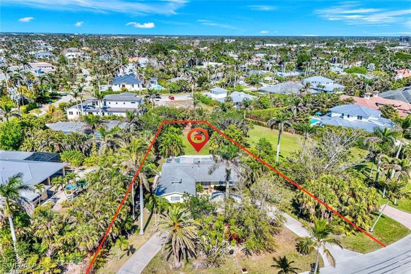 3 bedroom SingleFamilyResidence at 289 Spring Line Dr, Moorings, Naples — photo 3