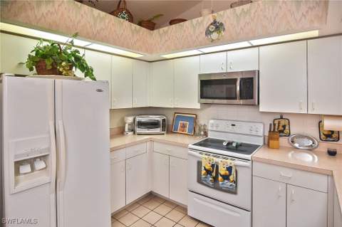 203 McGregor Park Cir, Fort Myers FL - photo 11 of 33