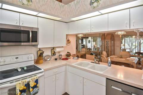 203 McGregor Park Cir, Fort Myers FL - photo 12 of 33