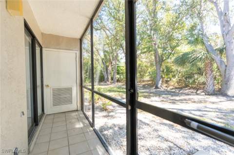 9635 Eaton Gardens Ln 107, Fort Myers FL - photo 23 of 27