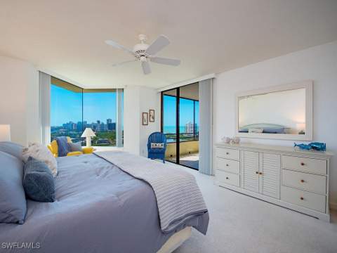 5555 Heron Point Dr 1602, Naples FL - photo 13 of 28