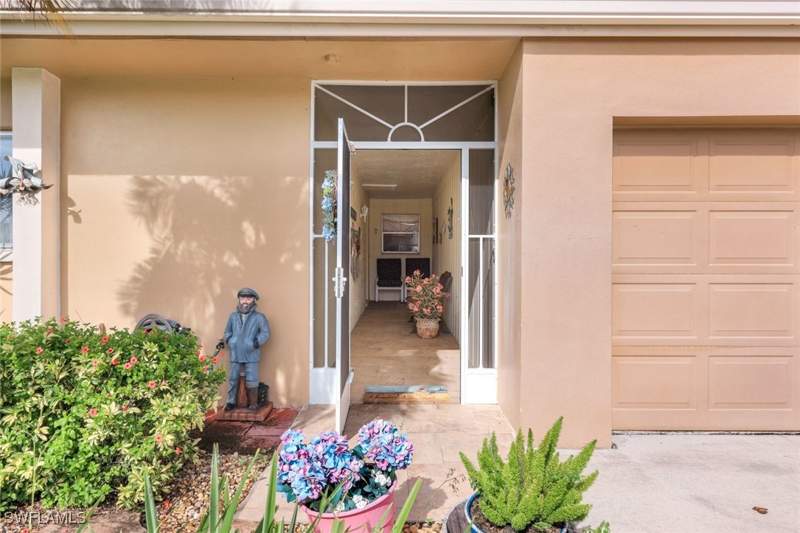 2 bedroom Attached at 5564 Williamson Way, Whiskey Creek Village Green, Fort Myers — photo 3