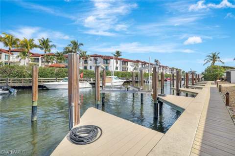 1405 Curlew Ave 3, Naples FL - photo 18 of 24