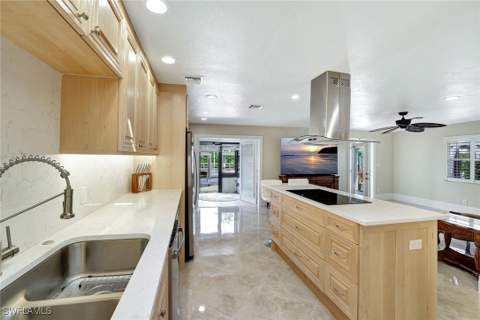 1405 Curlew Ave 3, Naples FL - photo 7 of 24