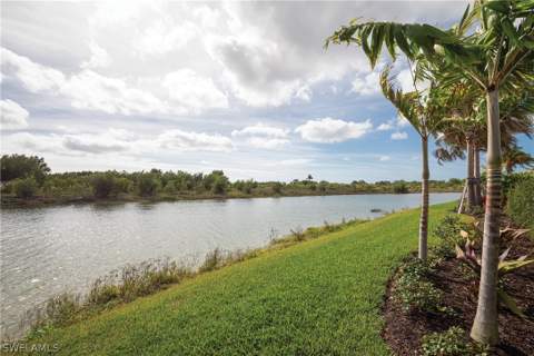 3260 Kumamoto Ln, Naples FL - photo 18 of 32