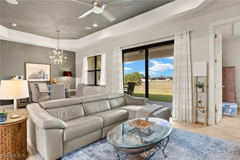 3 bedroom SingleFamilyResidence at 1219 NW 40th Pl, Cape Coral, Cape Coral — photo 2