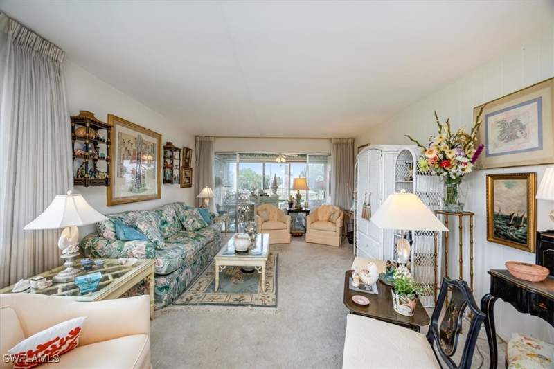 1 bedroom Condominium at 1550 Gulf Shore Blvd N W2, Lago Mar, Naples — photo 3