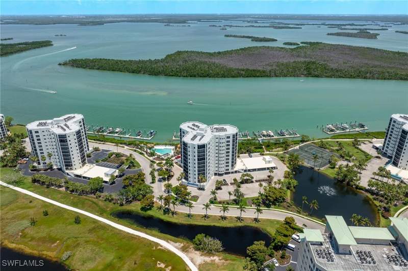 3 bedroom Condominium at 4191 Bay Beach Ln 253, Waterside At Bay Beach, Fort Myers Beach — photo 2