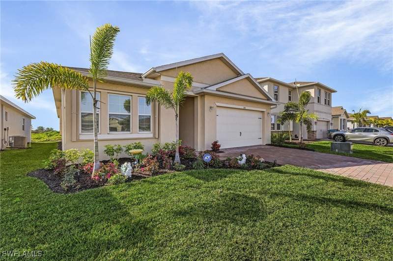 3 bedroom SingleFamilyResidence at 288 Spring Hill Lake Loop, Stonewater, Cape Coral — photo 3