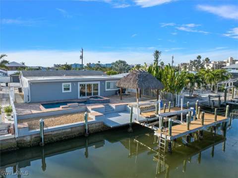127 Albatross St, Fort Myers Beach FL - photo 20 of 39