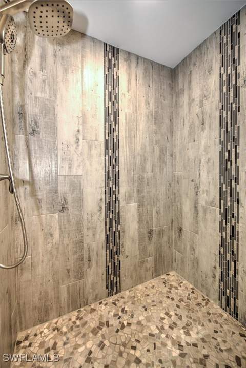 127 Albatross St, Fort Myers Beach FL - photo 21 of 39