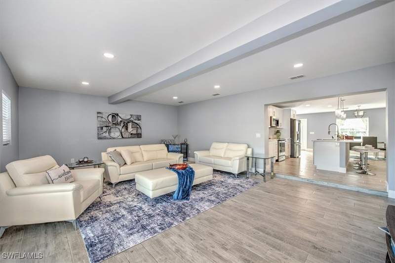 3 bedroom SingleFamilyResidence at 127 Albatross St, Fairview Isles, Fort Myers Beach — photo 3
