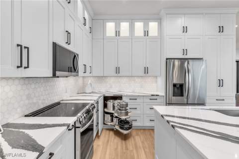 18198 Royal Hammock Blvd, Naples FL - photo 11 of 43
