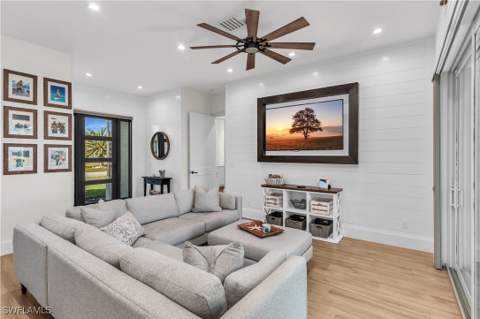 18198 Royal Hammock Blvd, Naples FL - photo 6 of 43