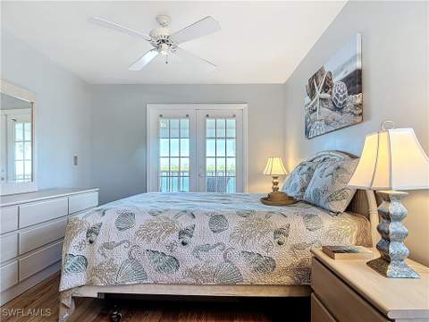 1025 Mainsail Dr 215, Naples FL - photo 18 of 40