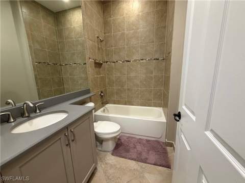 3195 Pacific Dr, Naples FL - photo 16 of 24