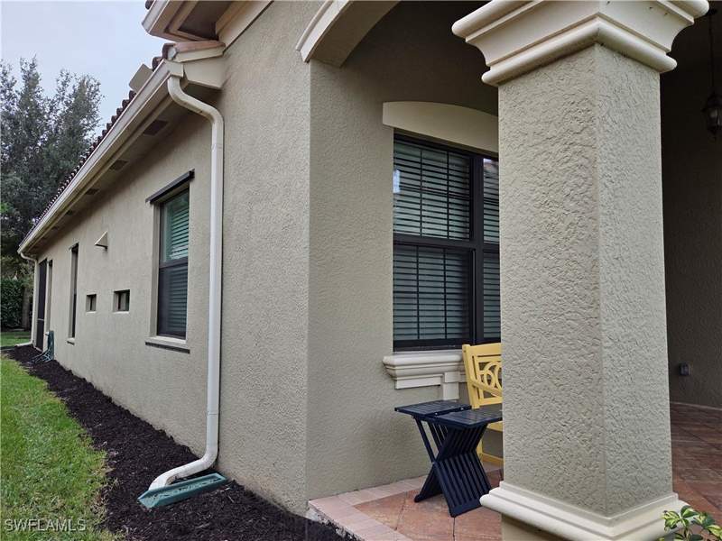 2 bedroom SingleFamilyResidence at 3195 Pacific Dr, Riverstone, Naples — photo 4