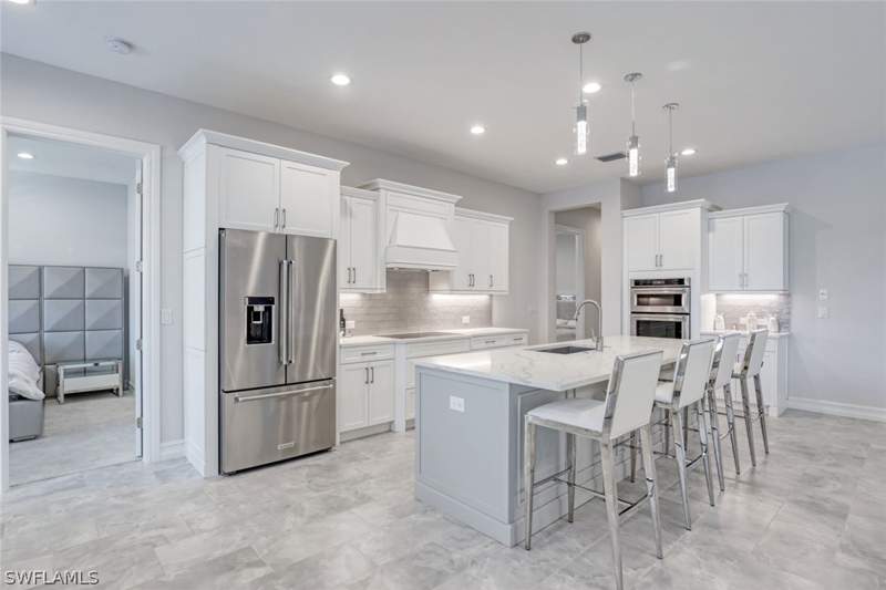 4 bedroom SingleFamilyResidence at 14327 Laguna Springs Ln, Crane Point, Naples — photo 4