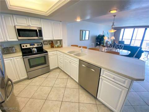 17170 Harbour Point Dr 734, Fort Myers FL - photo 8 of 27