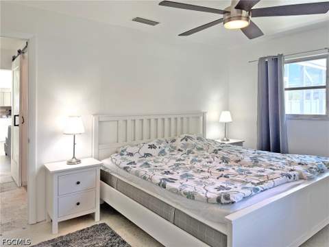 5201 Pocatella Ct, Cape Coral FL - photo 12 of 36