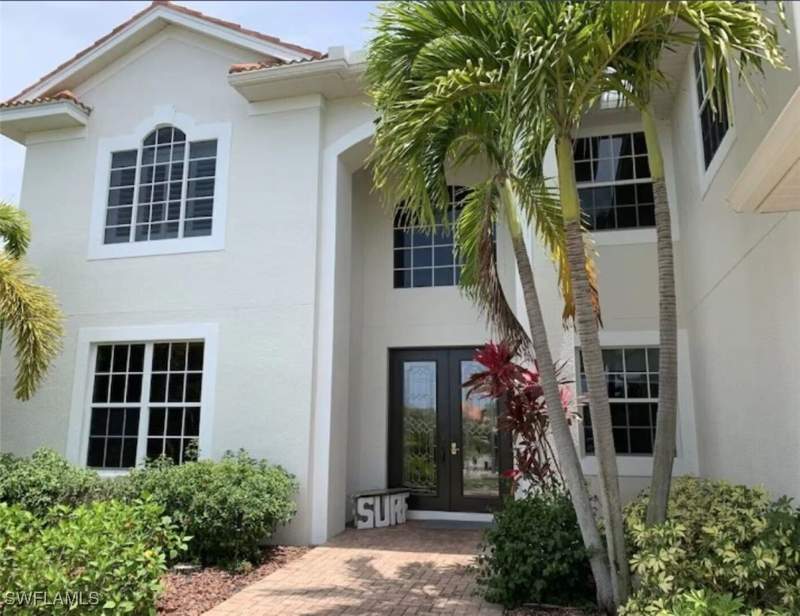 6 bedroom SingleFamilyResidence at 5221 Seagull Ct, Cape Coral, Cape Coral — photo 2