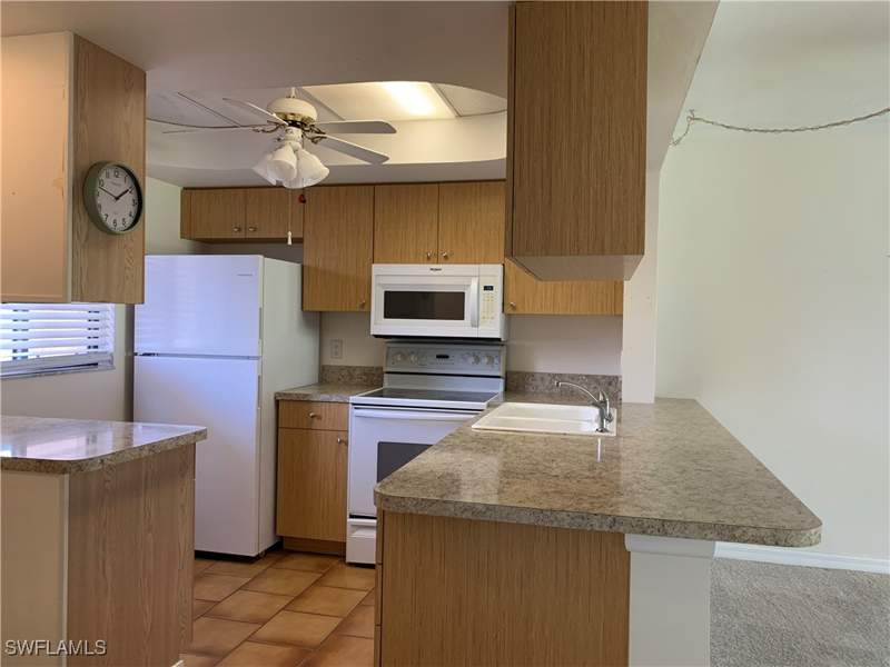 2 bedroom Condominium at 4790 S Cleveland Ave 704, Pinewood South Condo, Fort Myers — photo 5