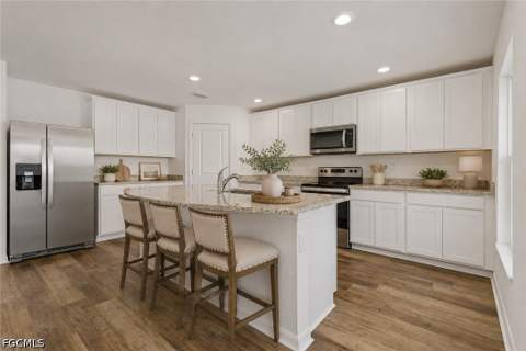 881 Gen D Macarthur Ave, Labelle FL - photo 15 of 17