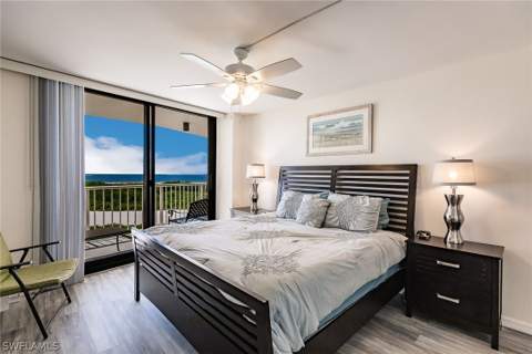 380 Seaview Ct 604, Marco Island FL - photo 19 of 36