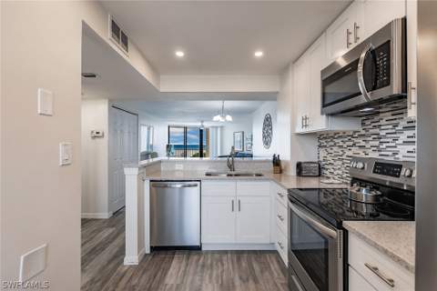 380 Seaview Ct 604, Marco Island FL - photo 7 of 36