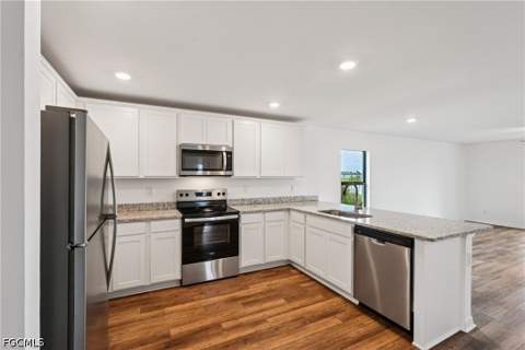 871 Gen D Macarthur Ave, Labelle FL - photo 15 of 45