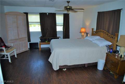 422 Snead Dr, North Fort Myers FL - photo 8 of 30