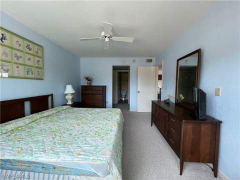 4263 Bay Beach Ln 111, Fort Myers Beach FL - photo 10 of 20