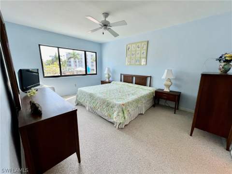 4263 Bay Beach Ln 111, Fort Myers Beach FL - photo 11 of 20