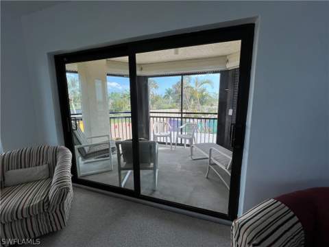 4263 Bay Beach Ln 111, Fort Myers Beach FL - photo 15 of 20