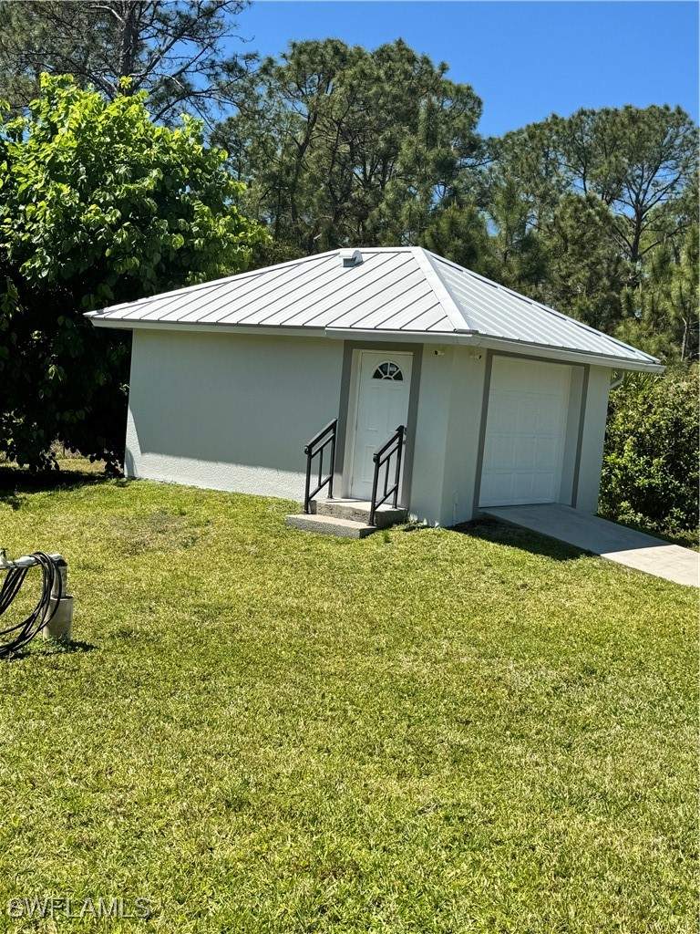 3 bedroom SingleFamilyResidence at 2618 35th Ave NE, Golden Gate Estates, Naples — photo 5