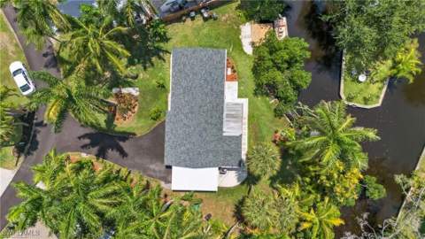 135 Standish Cir, North Fort Myers FL - photo 6 of 32