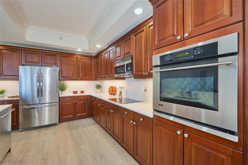 4 bedroom Condominium at 14300 Riva Del Lago Dr 805, Riva Del Lago, Fort Myers — photo 3