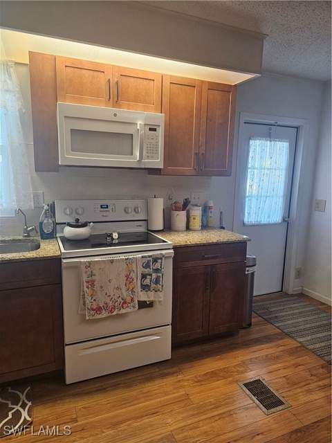 4 Elder St, Alva FL - photo 6 of 32