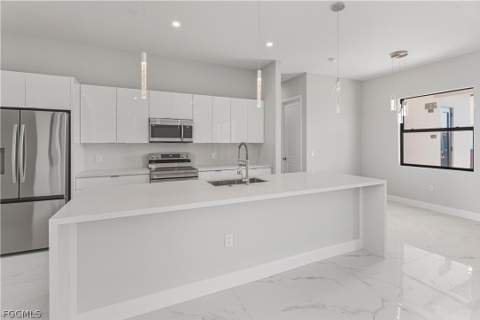 4214 NW 32nd St, Cape Coral FL - photo 12 of 41